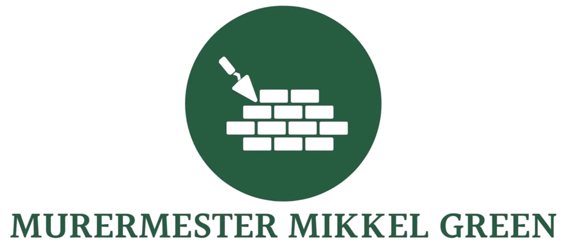 Murermester Mikkel Green arbejder på en byggeplads med mursten.